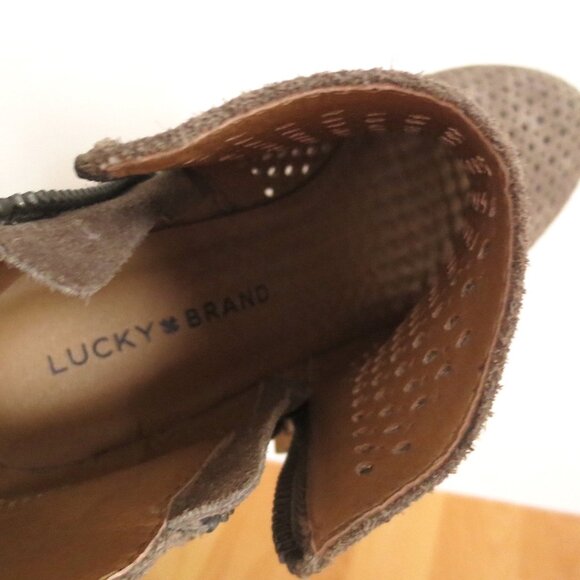 Lucky Brand Beige Tan Suede Leather Zip Ankle Booties Classic Neutral Boots - Picture 7 of 7